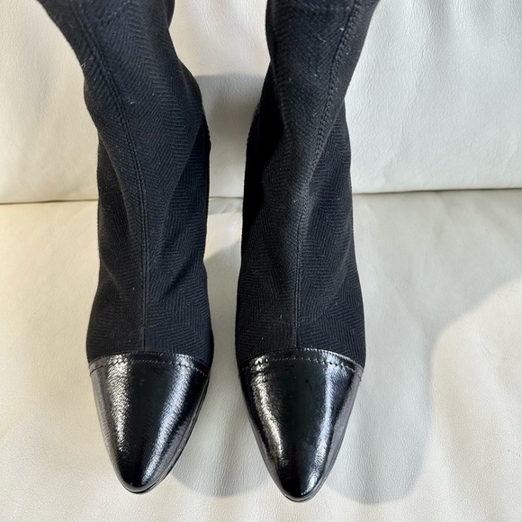 Vintage Donald J Pliner Black Patent and Fabric Boot 9 - Picture 6 of 9
